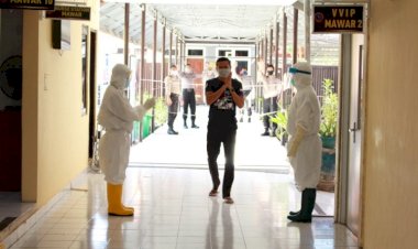 Satu-pasien-covid--19-berhasil-sembuh-setelah-di-rawat-di-Rumah-Sakit-Bhayangkara-Kupang