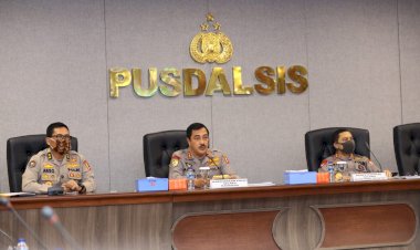Hadapi-New-Normal-Polri-Siapkan-40,194-Bhabinkamtibmas-Guna-Sosialisasi-Protokol-Masyarakat-Produktif-dan-Aman-COVID