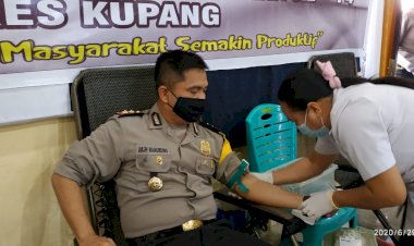 Peringati-Hari-Bhayangkara-ke-74,-Polres-Kupang-Gelar-Aksi-Kemanusiaan-Donor-Darah
