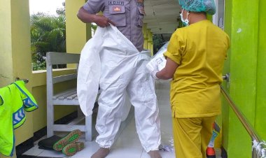 Peduli-Kemanusiaan,-Kapospol-Barate-Bripka-Adhy-Ataupah-Rela-Mengantar-Pasien-Covid-19