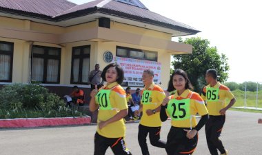 Anggota-Polres-Kupang--Ikuti-Tes-Kesamaptaan-Jasmani