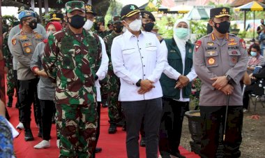Tinjau-PPKM-di-Madiun,-Kapolri-Minta-Manajemen-Pengendalian-Covid-Tercatat-Dengan-Baik
