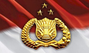 POLISI-YANG-PRESISI-KADO-MANIS-DI-HUT-BHAYANGKARA-KE-75