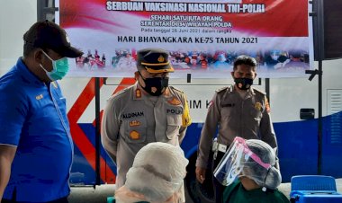 KAPOLRES-KUPANG-CEK-KESIAPAN-GERAI-VAKSIN-MASSAL