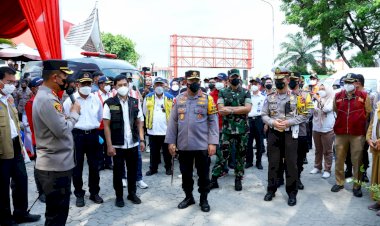 Cek-Rest-Area-KM-57,-Kapolri-Imbau-Pemudik-Manfaatkan-Layanan-Posko-Mudik