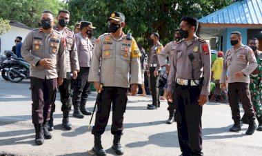 Kapolres-Kupang-Keliling-Cek-Kesiapan-Pos-Pangamanan-Lebaran-Aman-.