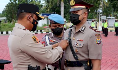 Pimpin-Sertijab-Kasat-Reskrim,-Ini-Pesan-Kapolres-Kupang-Kepada-Seluruh-Personil