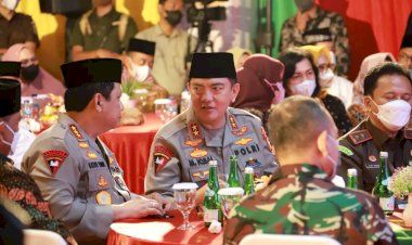 Wakapolri-Letakkan-Batu-Pertama-Pembangunan-Masjid-Al-Kostoeri