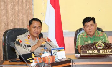 Kapolres-Kupang-Dampingi-Wabup-Kupang-Lepas-Kontingen-Jamda-IX-dan-Jamnas-XI-2022.
