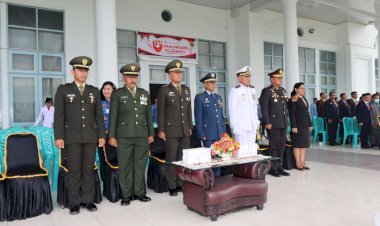 Kapolres-Kupang-Hadiri-Upacara-Peringatan-Hari-Pahlawan-2022