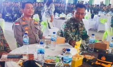 Yon-Arhanud-dan-Armed--Rayakan-Ulang-Tahun-Dihadiri-Pangdam-IX-Udayana,-Kapolres-Kupang-Beri-Kejutan