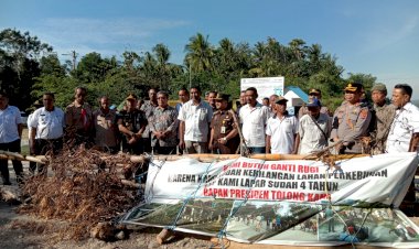 Pemblokiran-Akses-Jalan-Menuju-Bendungan-Tefmo-Manikin-Akhirnya-Dibuka-Kembali-Warga