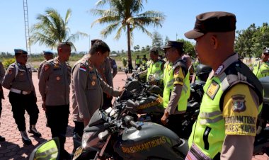 Pimpin-Anev-Pelaksanaan-Tugas-,-Kapolres-Kupang-Tekankan-Partisipasi-Aktif-Anggota-Bhabinkamtibmas