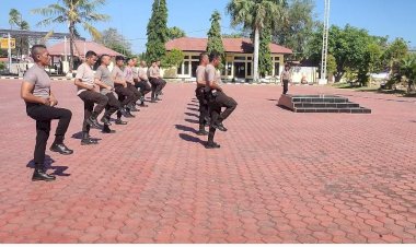Tingkatkan-Keterampilan-Pengendalian-Massa,-Satuan-Samapta-Polres-Kupang-Gelar-Latihan-Dalmas-Awal