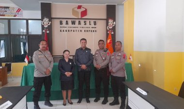 Tim-Satgas-OPP-Pemilu-2024--Polres-Kupang-Terus-Lakukan-Patroli--dan-Monitoring-ke-Kantor-KPUD-dan-Bawaslu-Kabupaten-Kupang