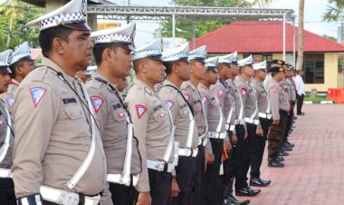 Peringati-Hari-Bela-Negara,-Kapolres-Kupang-Ajak-Anggotanya-Kobarkan-Semangat-Bela-Negara