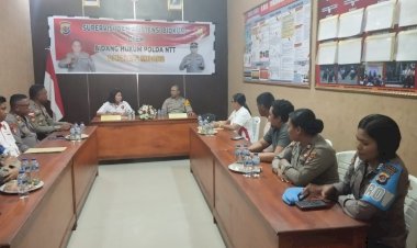 Gelar-Supervisi-dan-Asistensi-di-Polres-Kupang,-Bidkum-Polda-NTT--Lakukan-Sosialisasi-PP-No.2-Tahun-2003-dan-Perpol-No-7-Tahun-2022