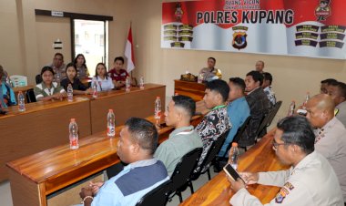 Gandeng-Aliansi-Mahasiswa,-Ormas-dan-BEM-Serta-Pemuda-Gereja-Kapolres-Kupang-Hadiri-Dialog-Kebangsaan-Secara-Virtual