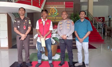 Usai-Menang-Praperadilan,-Polsek-Sulamu-Serahkan-Tersangka-Dan-Barang-Bukti-Ke-JPU