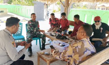 Silaturahmi-Komandante-UPF-Police-dan-Imigrasi-Oecusse-RDTL-ke-Pos-Pamtas-RI-RDTL-Oepoli-Tengah