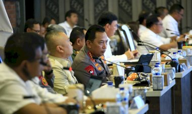 Pemilukada-Serentak-2024-Berlangsung-Aman-dan-Damai,-Kapolri-:-Mari-Jaga-Persatuan-dan-Kesatuan