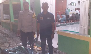 Piket-Pawas-Polres-Kupang-Lakukan-Monitoring-Pengamanan-Sholat-Tarawih-di-Masjid-Al-Muhajirin-Kayuputih-dan-Masjid-Babusallam-Oesao
