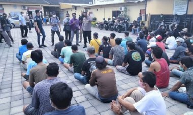 Indonesia-Darurat-Premanisme,-Agama-dan-Keluarga-Sebagai-Prediktor-Solusi-Utama