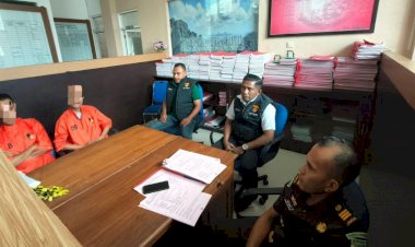 Polres-Kupang-Serahkan-Tersangka-dan-Barang-Bukti-Kasus-Tambang-Ilegal-di-Amarasi-Barat-kepada-Kejaksaan