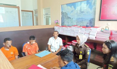 Dua-Tersangka-Pengeroyokan-Mahasiswa-STIKUM-Usfunan-Dilimpahkan-ke-Kejaksaan-Negeri-Kabupaten-Kupang