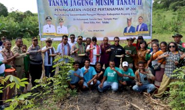 Kapolres-Kupang-Hadiri-Kunjungan-Bupati-Kupang-di-Kelompok-Tani-Fatumone,-Dukung-Peningkatan-Indeks-Pertanaman-IP-200