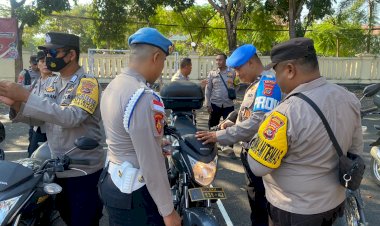Cegah-Pelanggaran,-Propam-Polres-Mabar-Cek-Kendaraan-Dinas-Polri-di-Labuan-Bajo