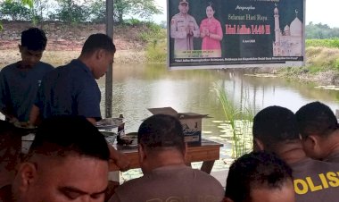 Penuh-Kebersamaan,-Polres-Kupang-Rayakan-Idul-Adha-dengan-Berbagi-dan-Silaturahmi