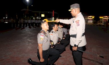 49-Personel-Polres-Kupang-Naik-Pangkat,-Kapolres:-Jadikan-Kenaikan-Pangkat-Sebagai-Motivasi-Tingkatkan-Kinerja