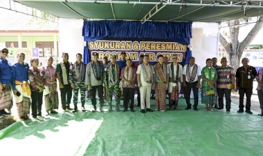 Bupati-Kupang-Resmikan-Program-Air-Aman-di-Desa-Pakubaun