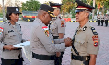 Kapolsek-Semau-Berganti,-Polsek-Kupang-Tengah-Resmi-Miliki-Kapolsek-Baru