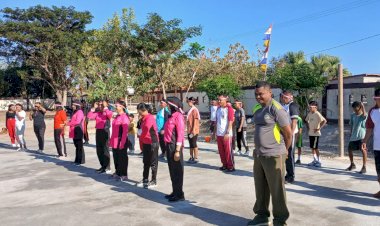 Sambut-HUT-RI-ke-80-di-Sulamu:-Olahraga-Bersama-Jadi-Momen-Eratkan-Polisi-dan-Masyarakat