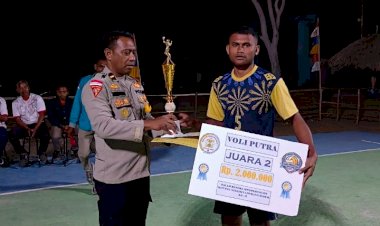Tim-Polsek-Amfoang-Timur-Tampil-Gemilang,-Raih-Juara-2-Turnamen-Voli-Cup-IV