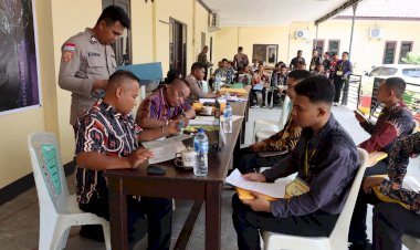 Pabanrim-Polres-Kupang-Gelar-Pemeriksaan-Administrasi,-Libatkan-Dukcapil-dan-Dinas-P&K-Kabupaten-Kupang