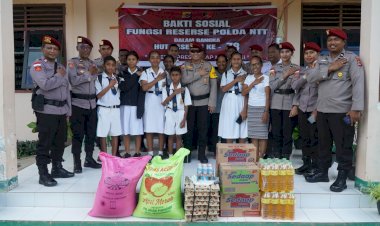 Peringati-HUT-ke-78,-Reskrim-Polres-Kupang-Gelar-Bansos-di-Panti-Asuhan-YAPI-Noelbaki