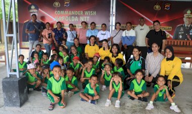 28-Siswa-TK-Imanuel-Belajar-Lapangan-di-Polres-Kupang,-Kenal-Tugas-Polisi-Sejak-Dini