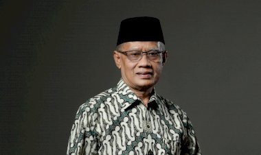 Ketua-Umum-PP-Muhammadiyah-Nilai-Posisi-Polri-dan-TNI-di-Bawah-Presiden-Sudah-Tepat