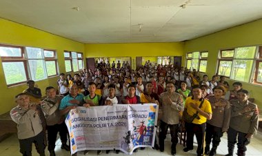 Bag-SDM-Polres-Kupang-Sosialisasikan-Penerimaan-Terpadu-Anggota-Polri-T.A.-2026-di-SMAN-1-Taebenu