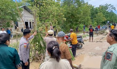 Polsek-Kupang-Barat-Mediasi-Pemblokiran-Jalan-di-Desa-Sumlili,-Warga-Akhirnya-Buka-Akses-Jalan
