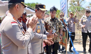 Kapolres-Kupang-Dampingi-Kapolda-NTT-Resmikan-Sumur-Bor,-Puaskan-Dahaga-Warga-Benu