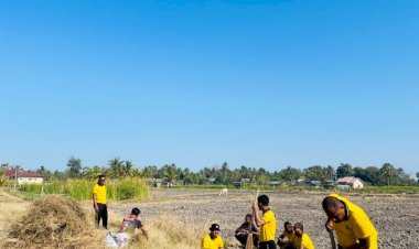 Manfaatkan-Hari-Libur,-Seluruh-Personel-Polres-Kupang-Rawat-Ekowisata-Tantya-Sudirajati-Cegah-Kebakaran