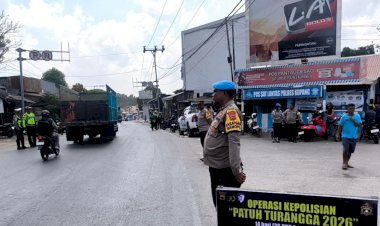 Prioritaskan-Edukasi,-Operasi-Patuh-Turangga-2026-Sasar-Pengunjung-Pasar-Mingguan-Oesao