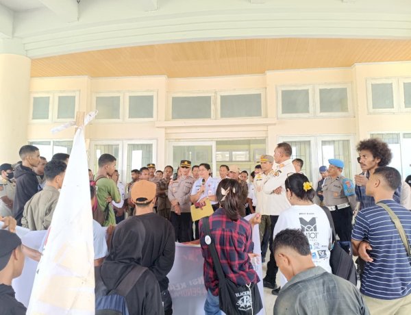 Polres Kupang Amankan Demonstrasi Tuntutan Kasus Dugaan Kekerasan Seksual di DPRD