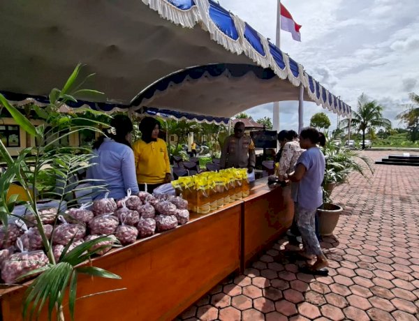 Polres Kupang Gelar Gerakan Pangan Murah Serentak, Bantu Masyarakat Dapatkan Sembako Terjangkau di Bulan Ramadhan