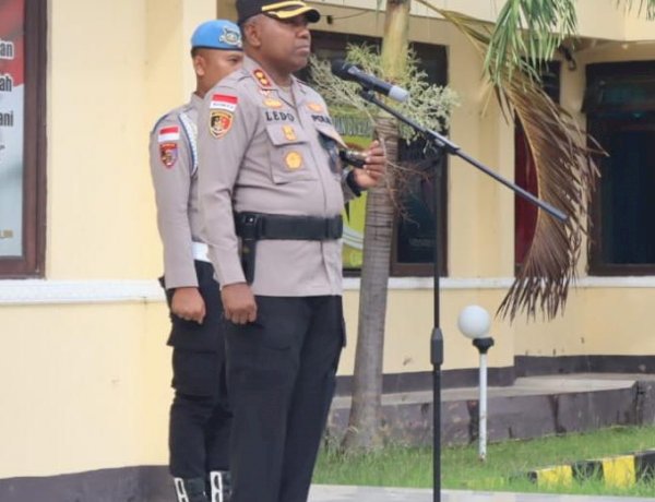 Kapolres Kupang Tekankan Pelayanan Humanis dan Integritas Anggota Saat Pimpin Apel Pagi