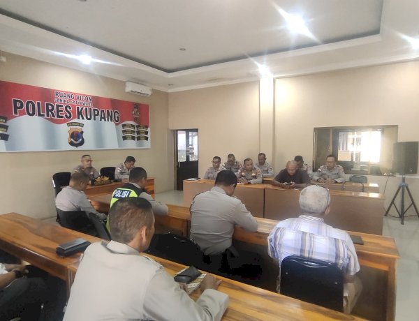 Tingkatkan Kinerja dan Pelayanan, Polres Kupang Ikuti Anev Mingguan Bersama Kapolda NTT secara Daring